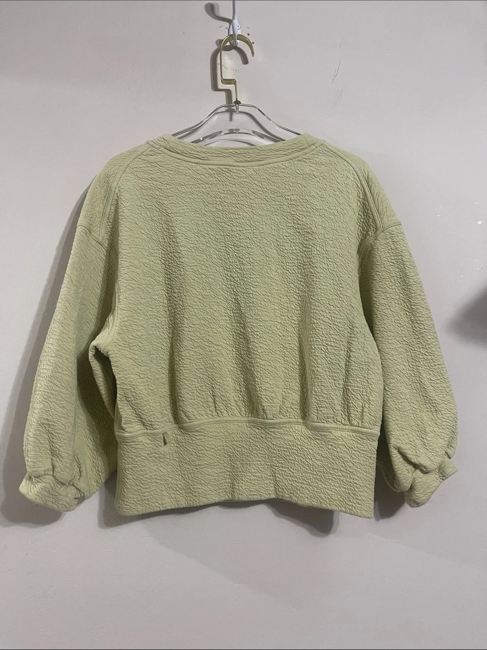 Lululemon Textured Crewneck Pullover Balloon Sleeve Top